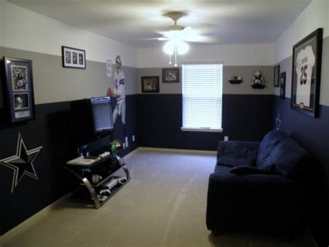 See more ideas about dallas cowboys, dallas cowboys bedroom, cowboys. Dallas Cowboys Game Room | Cowboy room, Dallas cowboys ...