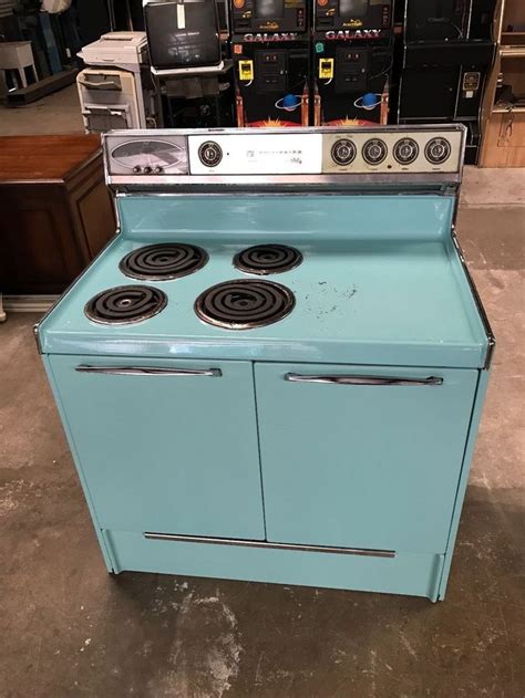 Maybe you would like to learn more about one of these? Vintage 1960s Teal Frigidaire Electric Stove Oven Great ...