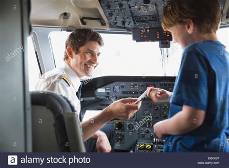 Cockpit Pilot Passenger Plane Banque De Photographies Et Dimages à Haute Résolution Alamy