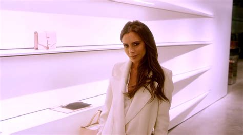 Victoria Beckham Answers Why She Doesnt Smile Other Questions For