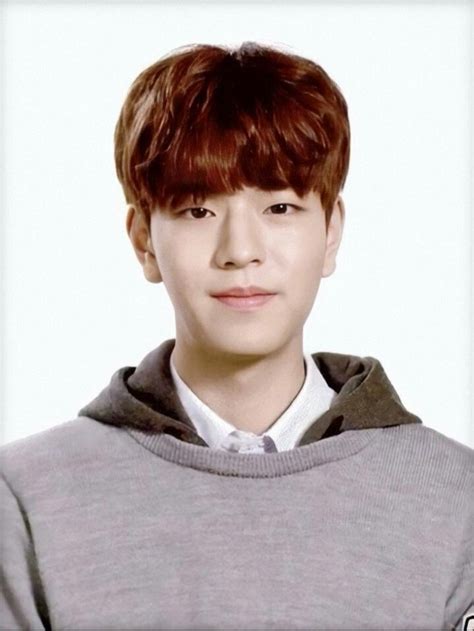 He is nicknamed snail by his fellow members but he is called suns. #Seungmin