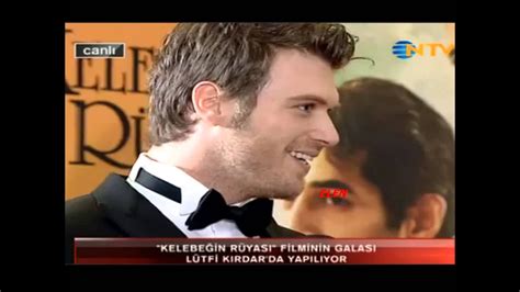 O yıllarda yakışıklı erkeğin karşılığı yılan hikayesi memoli olduğundan, kıvanç da o tarzı benimsedi. KIVANC TATLITUG - YouTube