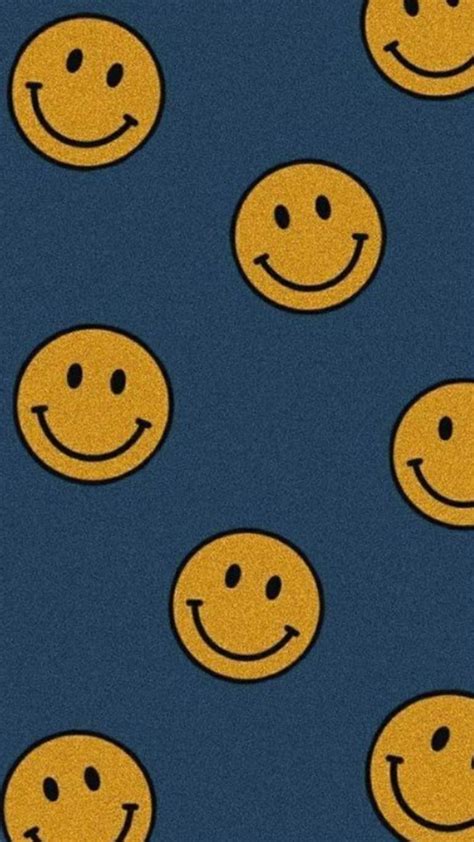 Indie Aesthetic Wallpaper Smiley Face