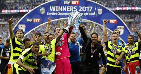 Depending on the league, the playoffs may be either a single game, a series of games. Huddersfield Town promoted to Premier League after penalty ...