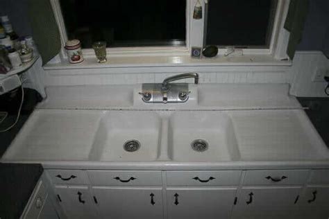 Since good quality and efficient kitchen faucets require considerable investments, it is advisable that you take into consideration the following main features when choosing the best kitchen faucet for your needs: 150+ vintage drainboard kitchen sinks in stock 24/7