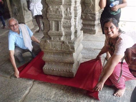 The Hanging Pillar Of Lepakshi Temple Amusing Planet