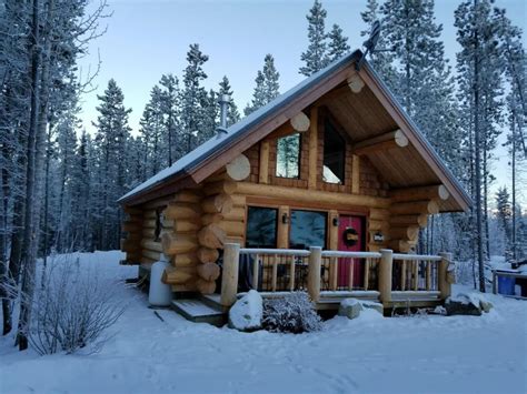 Yukon Pines Luxury Log Cabin In Canada