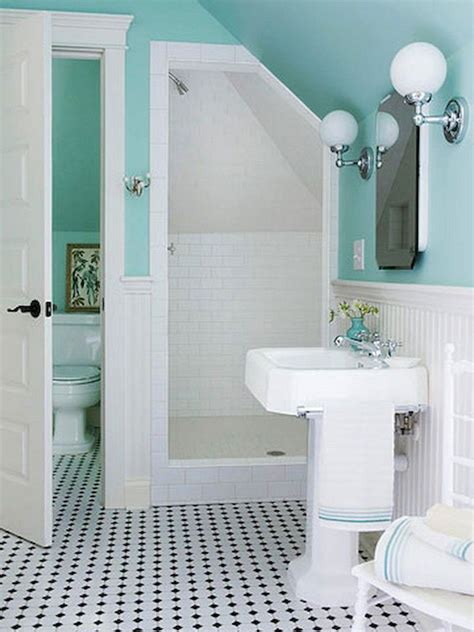 Despite the small space, you can still make your attic bathroom classier. 60+ Admirable Attic Bathroom Makeover Design Ideas | Small bathroom, Bathroom design, Bathroom ...