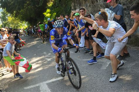 Egan bernal's new tt position : Patrick Lefevere has 'handshake contract' to keep Remco ...