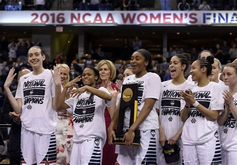 Stories That Shaped The Decade Uconn Women Make Their Mark As The Best Basketball Program In