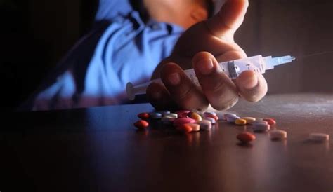 Grappling With Drug Abuse - Kashmir Scan