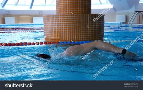 Professional Male Swimmer Practising Swimming Pool Foto De Stock