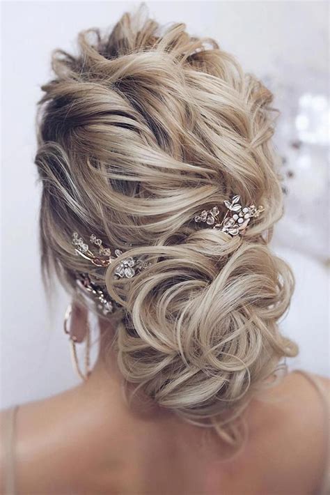 Mother Of The Bride Hairstyles 63 Elegant Ideas 202021 Guide Mother Of The Bride Hair