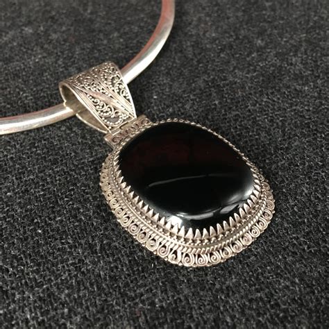 Vintage Silver And Onyx Pendant Au