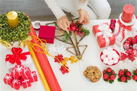 Check spelling or type a new query. DIY Holiday Gifts You Can Make This Season | Stuff Etc