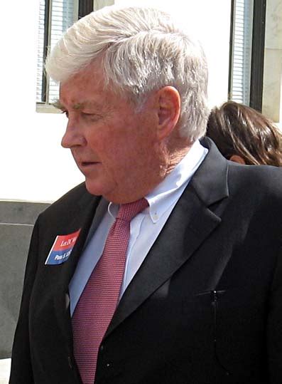 Dole and kemp have been rivals _ and antagonists _ for years. Jack Kemp - Wikidata