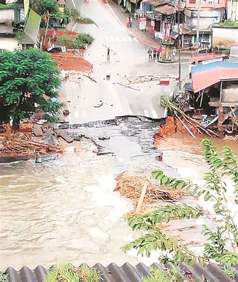 kerala floods hit by landslides idukki district remains cut off for seventh day india news