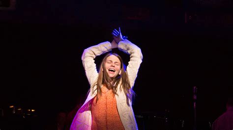 ‘violet Starring Sutton Foster Opens At Roundabout The New York Times