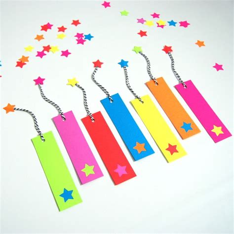 Diy Bookmarks For Valentine S Day Northstory Diy Bookmarks Bookmark Craft Bookmarks Handmade