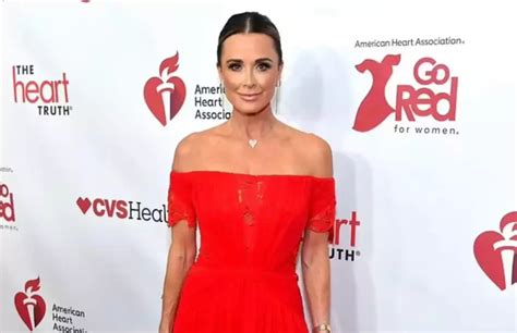 real housewives star kyle richards exposes fraudulent weight loss ad using her photos without
