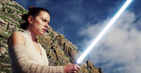 How Will Rey Fix Her Lightsaber In Star Wars Popsugar Entertainment