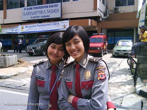 Polisi Pariwisata | polisi pariwisata @ Bandung Blossom 2008… | Flickr