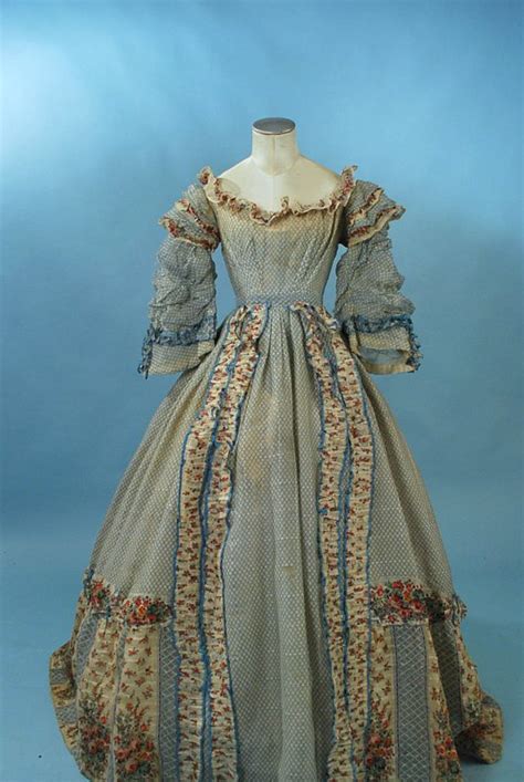 I got the wool and put it in the fabric. All The Pretty Dresses: 1860's sheer print dress