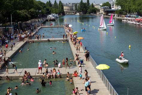 Pariss First Public Pools On The Seine Are A Major Success Summer Swimming Pool Swimming Pools