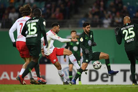 Find rb leipzig vs vfl wolfsburg result on yahoo sports. Wolfsburg vs RB Leipzig Preview, Tips and Odds - Sportingpedia - Latest Sports News From All ...