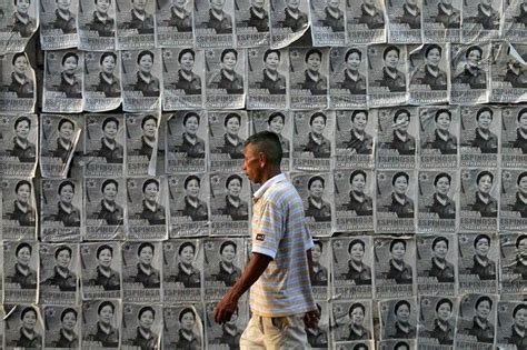 About 1% of these are paper & paperboard printing. Campaign posters ipatangtang sa kandidato | Banat
