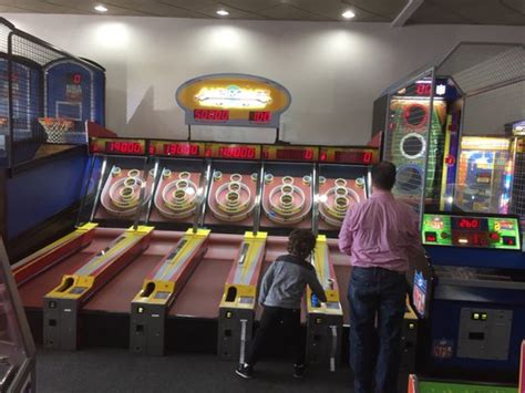 Chuck E Cheese Closed Updated April 2024 14 Photos And 13 Reviews