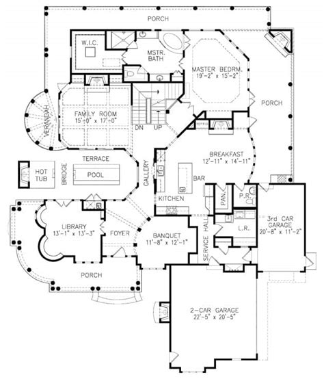 I want a floor plan that has 5 bedrooms on one side of the home. 5-Bedroom 2-Story Home with Captain's Walk and Lighthouse ...