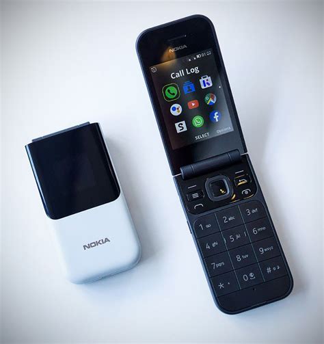 Nokia 2720 Flip Wants To Bring Back The Classic Design But With Modern