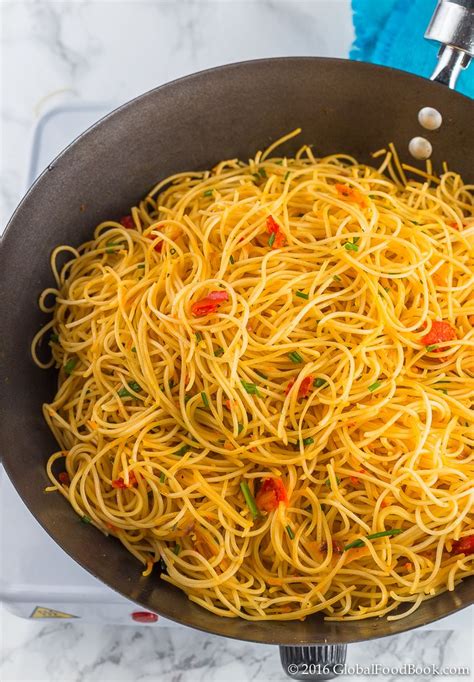 Ingredients oil 1 tomato 6 gm noodles masala 1 onion 1 carrot 1/2 teaspoon garlic paste 2 eggs(optional) 1 capsicum (green,yellow pepper) 1/2 broccoli 1 1/4 cup water you can put any. Jollof egg noodles | Recipe | Stuffed sweet peppers ...