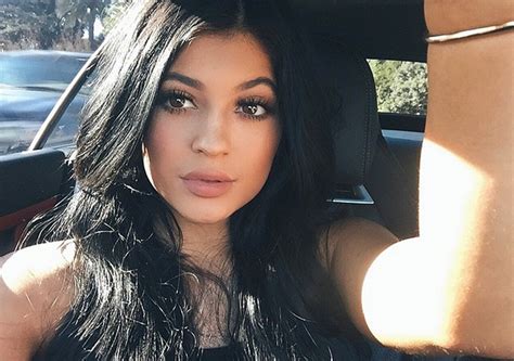 kylie jenner s lips she tells the truth about her plump pout