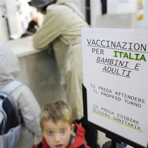 Entro la fine del mese di giugno, però. Vaccino influenza, spray nasale ai bimbi «Seconda dose ...