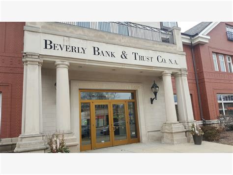 Beverly Bank Raises Minimum Wage To $15 An Hour | Beverly, IL Patch