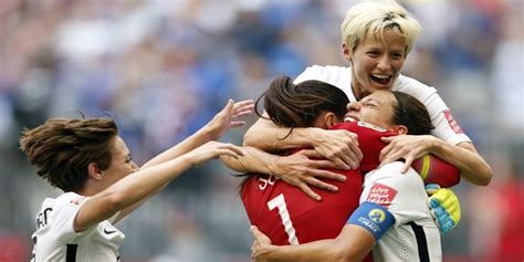 Fifa World Cup Female Athletes Deserve Better Pay