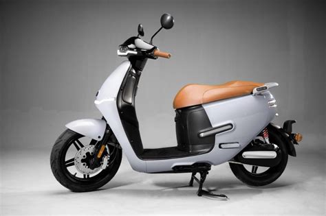 Brisbanes E Motion Concepts Brings Horwin Ek3 Electric Motor Scooter