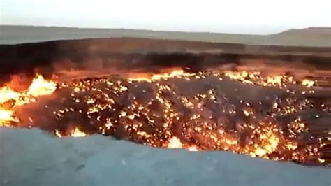 Russian Meteorite Crater Russia Meteor Meteor Falling In