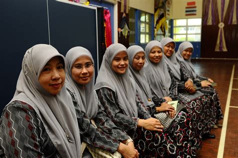 Sekolah Ugama Tentera Laut Diraja Brunei Muara Your
