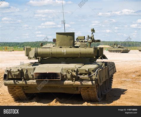 Tank T 80 Site Rear Image And Photo Free Trial Bigstock