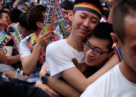 Taiwan To Become First Asian Country To Recognise Gay Marriage Following Court Ruling Hong