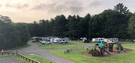 Rv And Campsites Kampfires Vermont Brattleboro Campground And Inn