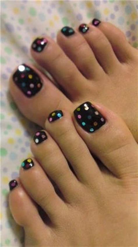 25 Easy Nail Art Designs (Tutorials) for Beginners - 2019 Update