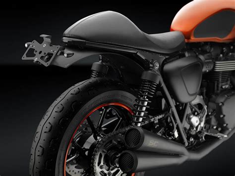 Just got my 2018 ducati scrambler cafe racer. Rizoma FOX tail tidy for ZTH052 Triumph Street Twin 900