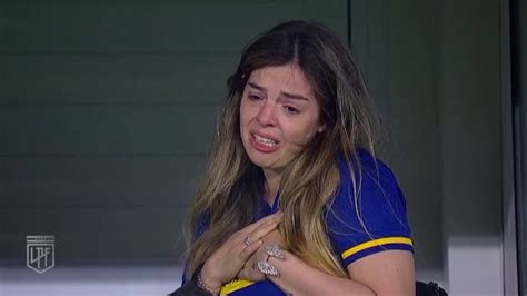 Maradona S Daughter In Tears Following Boca S Tribute To Her Father Youtube