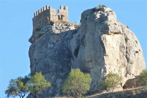 Moratalla also has a long, rich history and contains many interesting buildings in spite of its small size. ! Murcia Today - Moratalla History