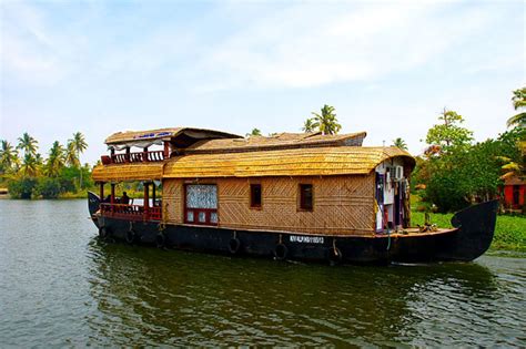 Alleppey Houseboat One Day Trip In Backwaters Of Kerala