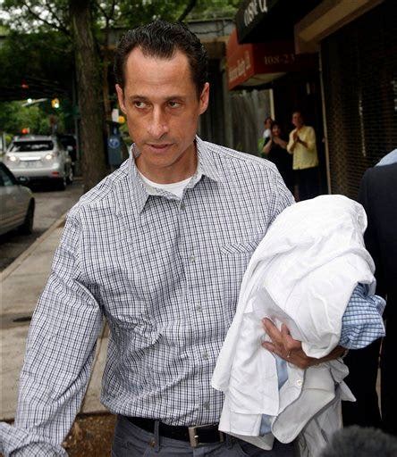 Immediate Return Weiner Wont Gets Leave Of Absence News